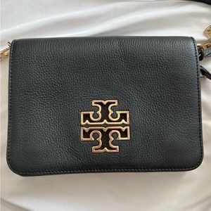 Black & Gold Tory Burch purse/ crossbody